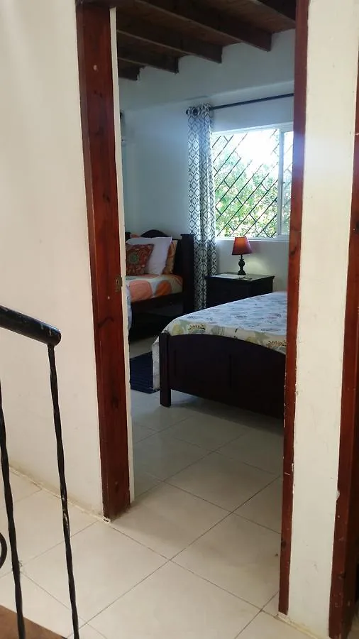 Orange Hill House Hotel San Andres  Guest house San Andres (San Andres and Providencia Islands)